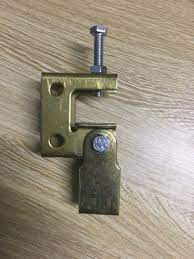 Kẹp xà gồ hộp vuông