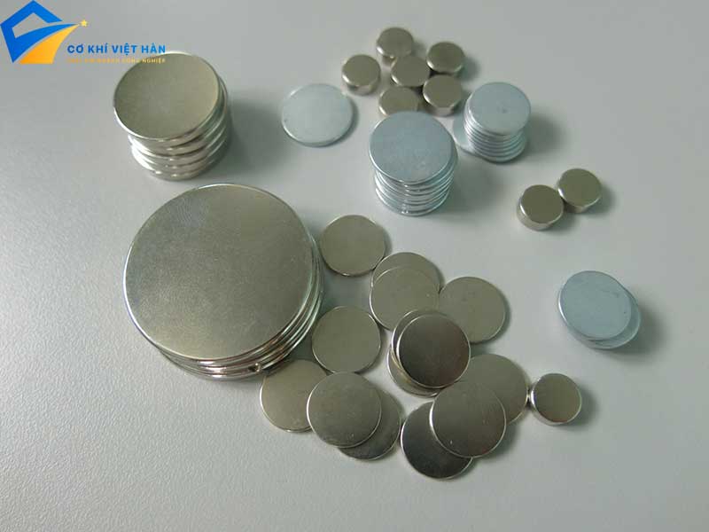 Nam châm đất hiếm là gì?