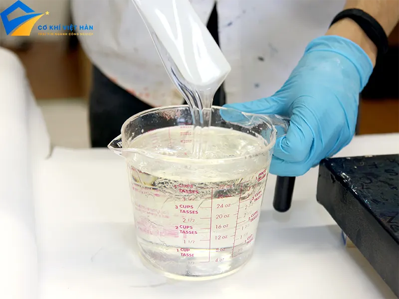 Keo AB là gì? Cách pha keo AB và những điều cần lưu ý khi sử dụng